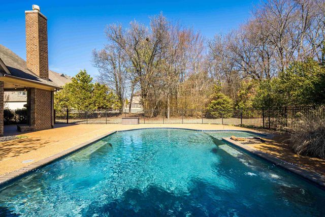 3930 S POTTER WOODS CV, Lakeland, TN 38002