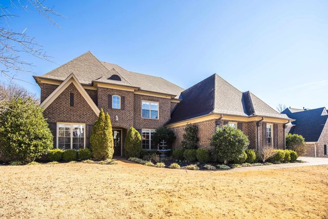 3930 S POTTER WOODS CV, Lakeland, TN 38002