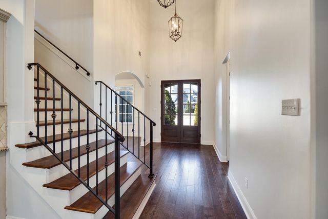 3930 S POTTER WOODS CV, Lakeland, TN 38002