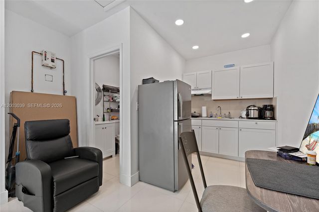 3921 SW 124th Ct, Miami, FL 33175