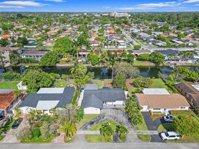 3921 SW 124th Ct, Miami, FL 33175