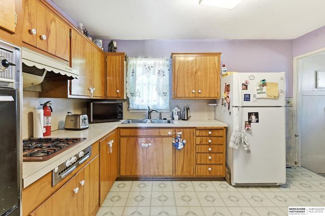 7538 Chandler Hills Drive, Bellevue, NE 68147