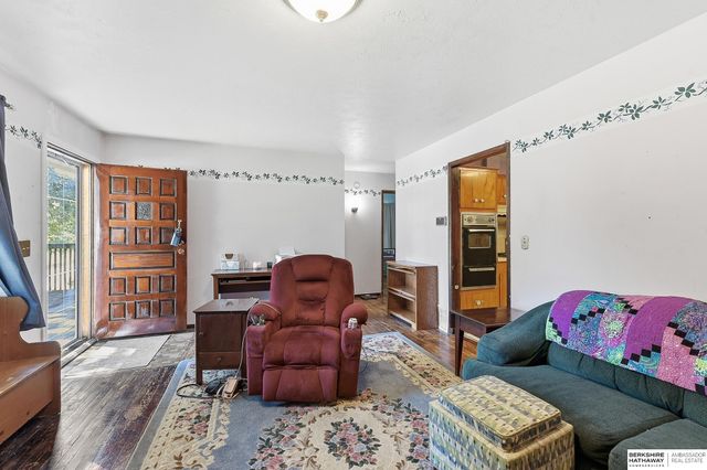 7538 Chandler Hills Drive, Bellevue, NE 68147