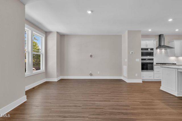 1110 Blackthorn Lane, Durham, NC 27703