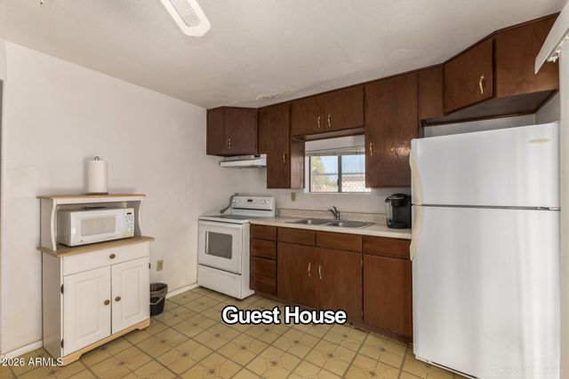 3838 W ALTA VISTA Road, Phoenix, AZ 85041