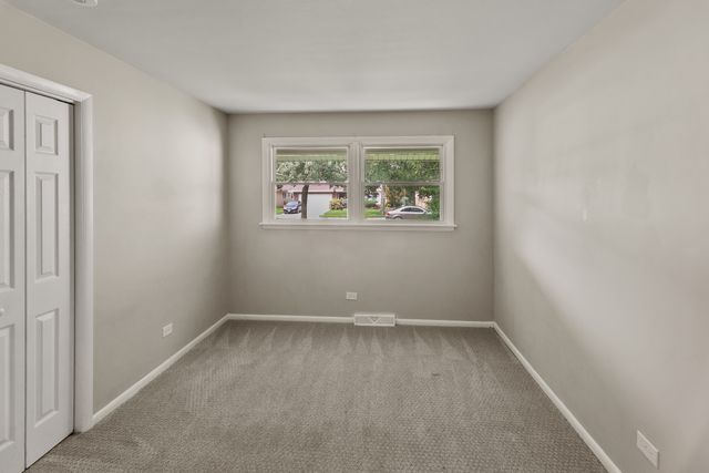 4141 Applewood Lane, Matteson, IL 60443