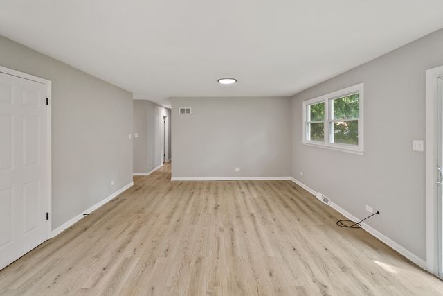 4141 Applewood Lane, Matteson, IL 60443