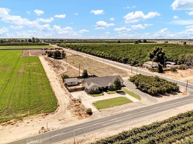 28020 Road 148, Visalia, CA 93292
