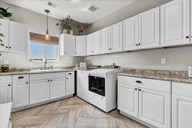 28020 Road 148, Visalia, CA 93292