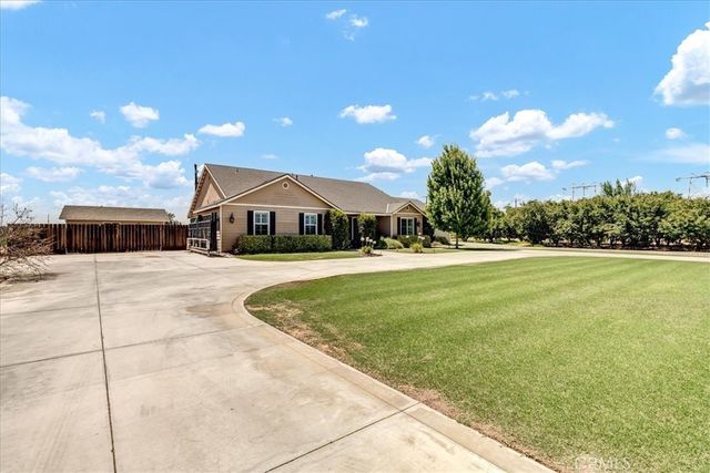 28020 Road 148, Visalia, CA 93292