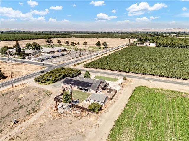 28020 Road 148, Visalia, CA 93292