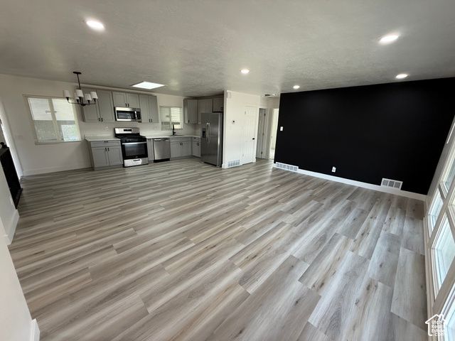 5058 S 550 W, Washington Terrace, UT 84405