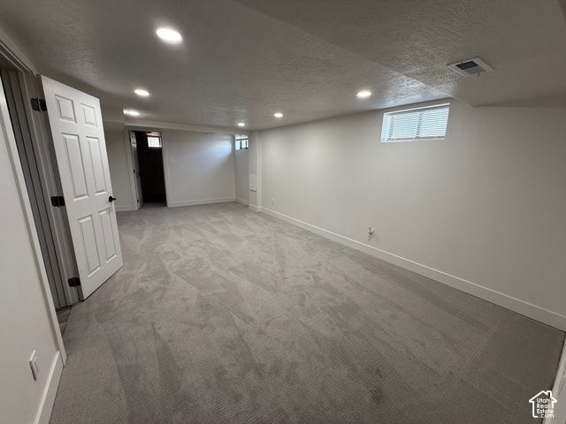 5058 S 550 W, Washington Terrace, UT 84405