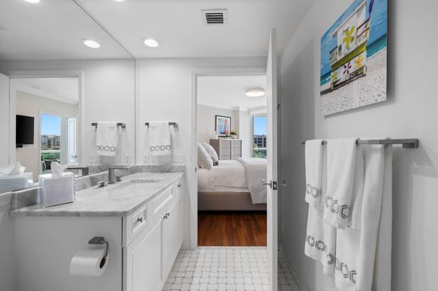 347 N New River Drive 610, Fort Lauderdale, FL 33301