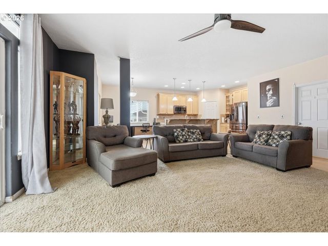 6366 Se 33RD Way, Gresham, OR 97080