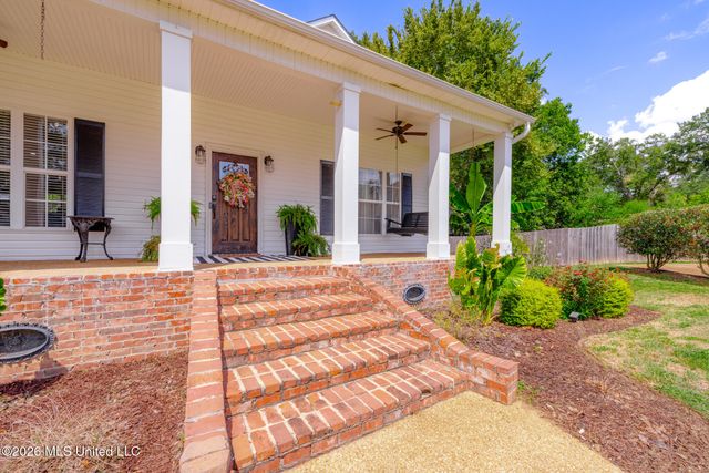 245 Cannon Ridge Drive, Brandon, MS 39042