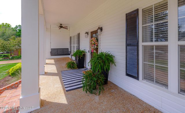 245 Cannon Ridge Drive, Brandon, MS 39042