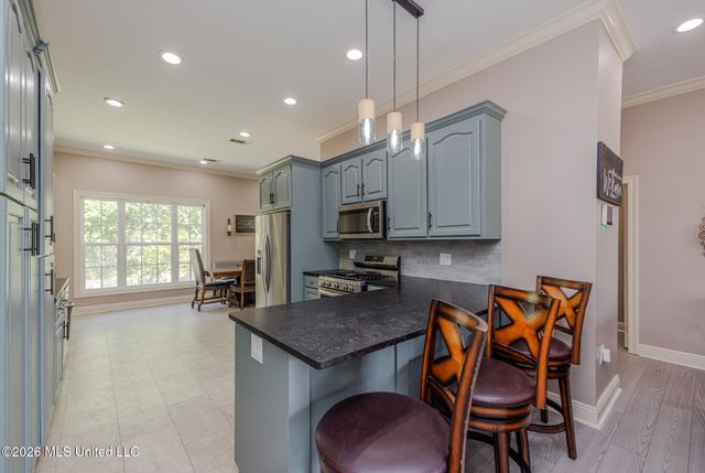 245 Cannon Ridge Drive, Brandon, MS 39042