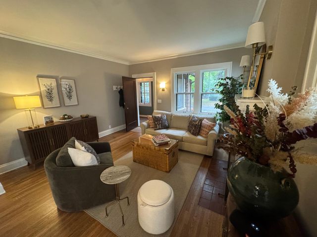 1446 Goodrich Avenue, Saint Paul, MN 55105