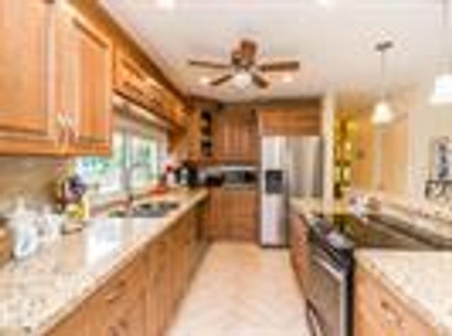 4930 NE 27th Avenue, Lighthouse Point, FL 33064