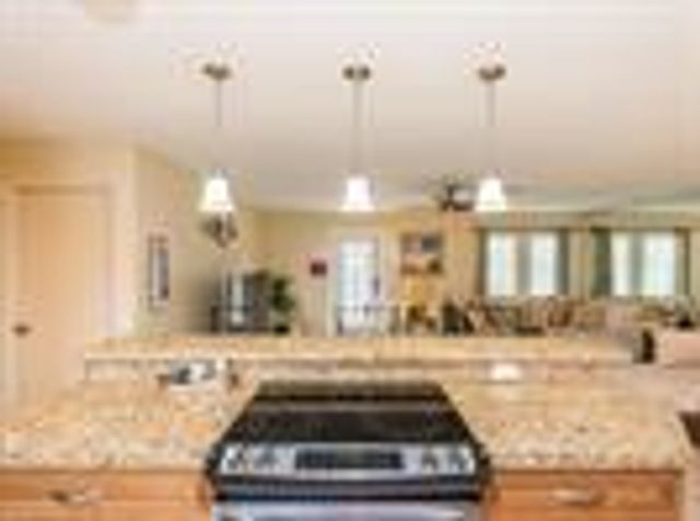 4930 NE 27th Avenue, Lighthouse Point, FL 33064