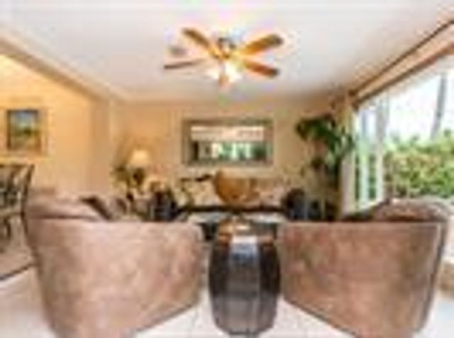 4930 NE 27th Avenue, Lighthouse Point, FL 33064