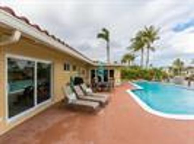 4930 NE 27th Avenue, Lighthouse Point, FL 33064