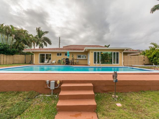 4930 NE 27th Avenue, Lighthouse Point, FL 33064