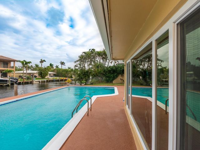 4930 NE 27th Avenue, Lighthouse Point, FL 33064