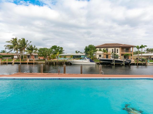 4930 NE 27th Avenue, Lighthouse Point, FL 33064