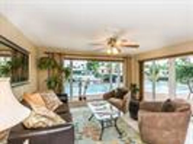 4930 NE 27th Avenue, Lighthouse Point, FL 33064