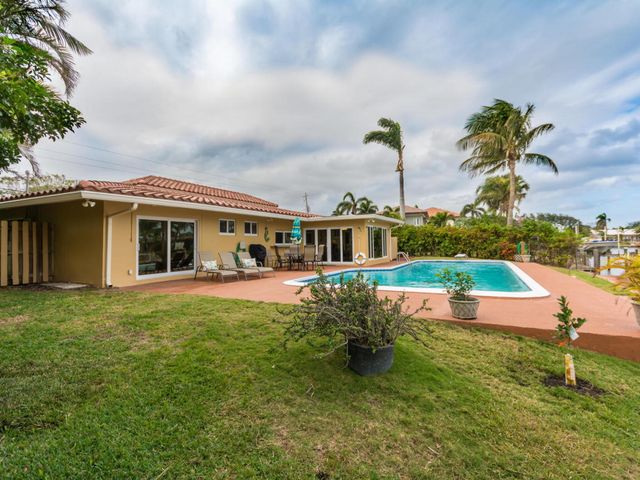 4930 NE 27th Avenue, Lighthouse Point, FL 33064