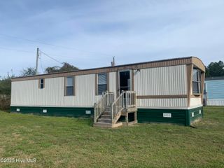 3745 Burgaw Highway 5, Jacksonville, NC 28540