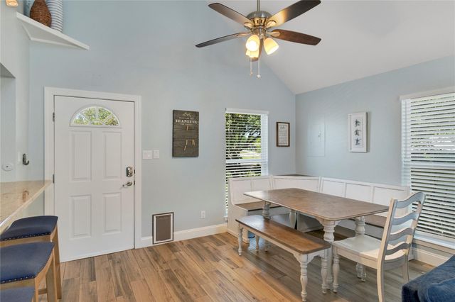 317 Twilight LN, Granite Shoals, TX 78654