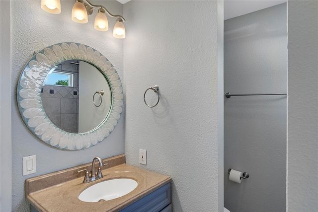 317 Twilight LN, Granite Shoals, TX 78654
