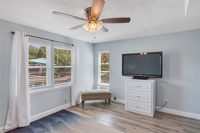 317 Twilight LN, Granite Shoals, TX 78654