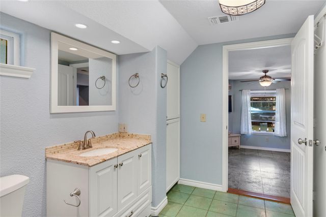 317 Twilight LN, Granite Shoals, TX 78654