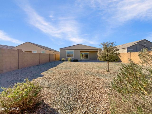 1752 N HUBBARD Street, Casa Grande, AZ 85122