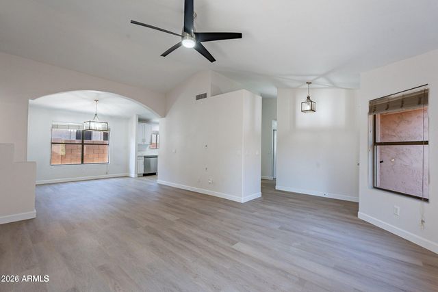 4617 E ABRAHAM Lane, Phoenix, AZ 85050