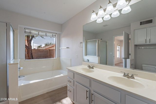 4617 E ABRAHAM Lane, Phoenix, AZ 85050