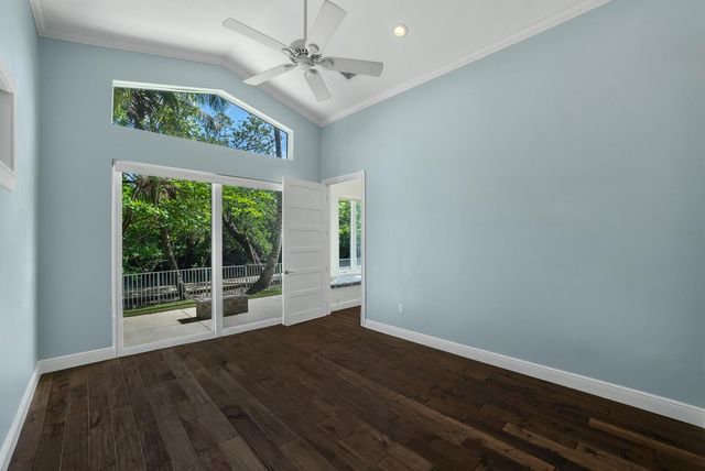 216 SE 10th Street, Fort Lauderdale, FL 33316
