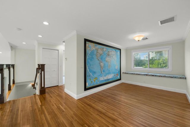 216 SE 10th Street, Fort Lauderdale, FL 33316