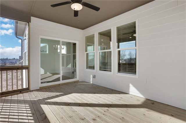 172 Candlewood Lane, Hoschton, GA 30548