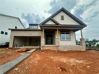 172 Candlewood Lane, Hoschton, GA 30548