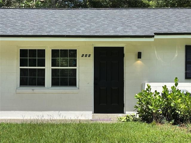 205 S CHANDLER AVENUE, Deland, FL 32724