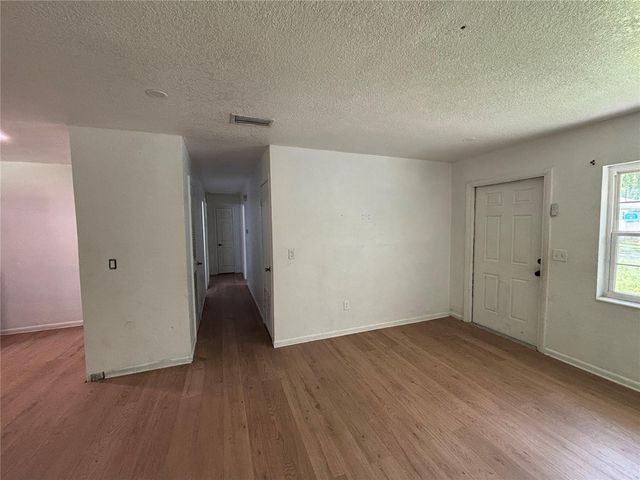 205 S CHANDLER AVENUE, Deland, FL 32724