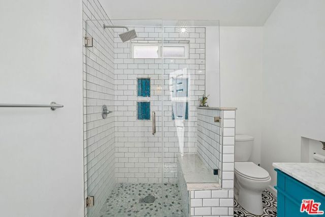 1546 W 30th Street, Los Angeles, CA 90007