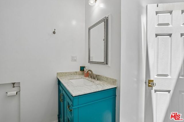 1546 W 30th Street, Los Angeles, CA 90007