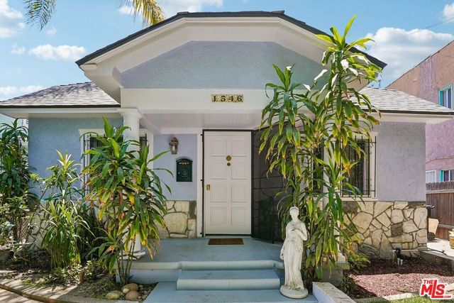 1546 W 30th Street, Los Angeles, CA 90007