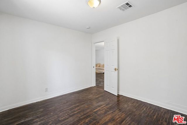 1546 W 30th Street, Los Angeles, CA 90007